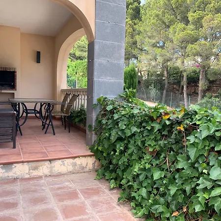 House With Pool In Pino Alto